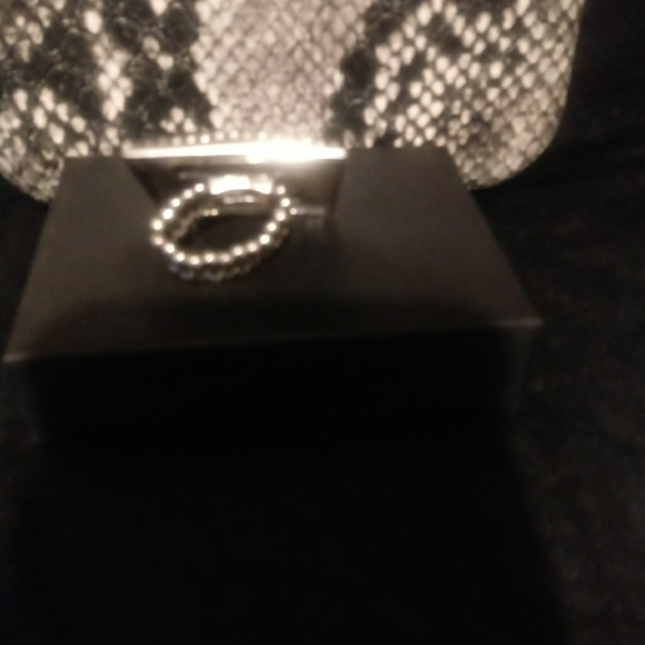 Ladies ring - Picture 2 of 3